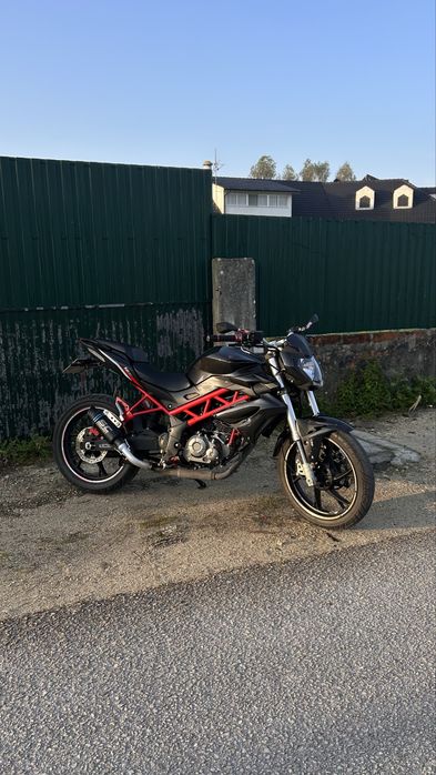 Benelli BN125 troca em cb125f