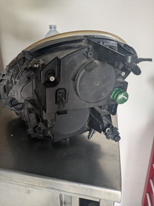 Farol drt Alfa Romeo