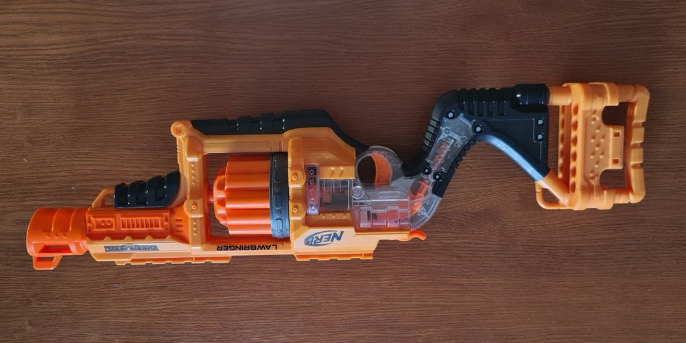 Nerf N-Strike Doomlands Persuader B4949.