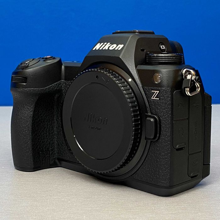 Nikon Z6 III (Corpo) - 24.5MP | 3 ANOS DE GARANTIA
