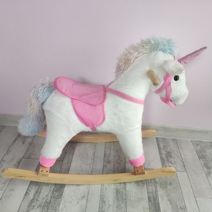 Konik jednorożec na biegunach