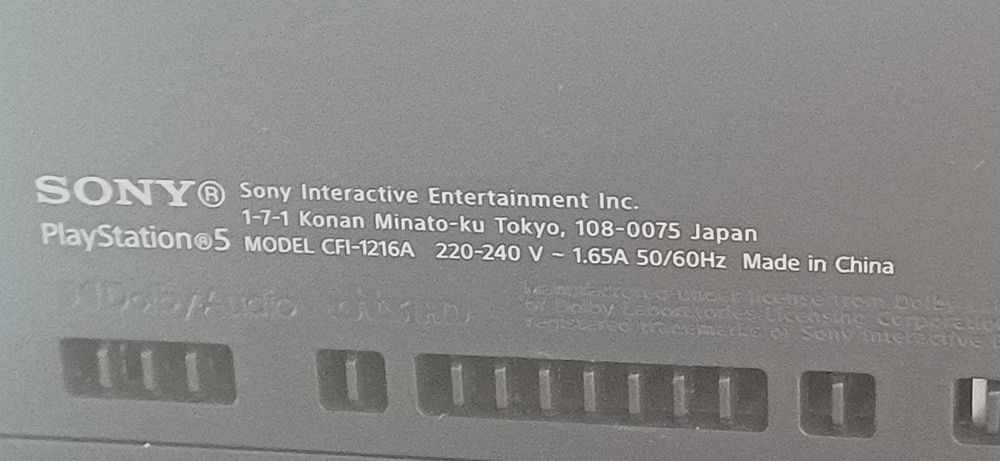 ZESTAW 3x PS: PlayStation 5 Slim (1TB) + PS5 Fat (Napęd) + PS4 + GRY