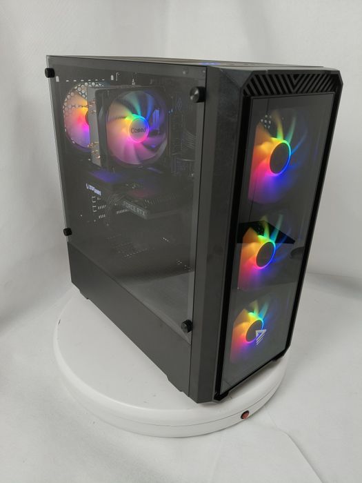 Komputer Gamingowy Ryzen 7 7800X3D,RTX 5070,32 GB,SSD,Win 11