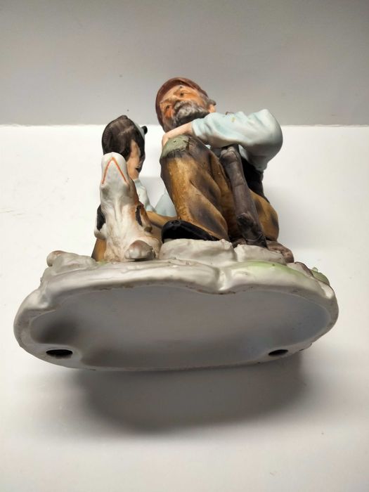 Myśliwy, polowanie - figura włoska porcelana