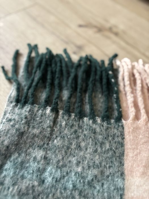 Szalik w kratke Only