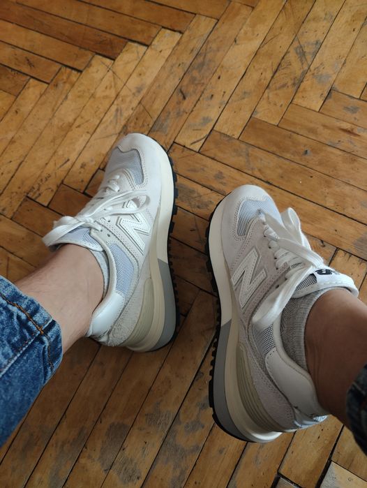 Продам кроссовки женские New balance 38р.