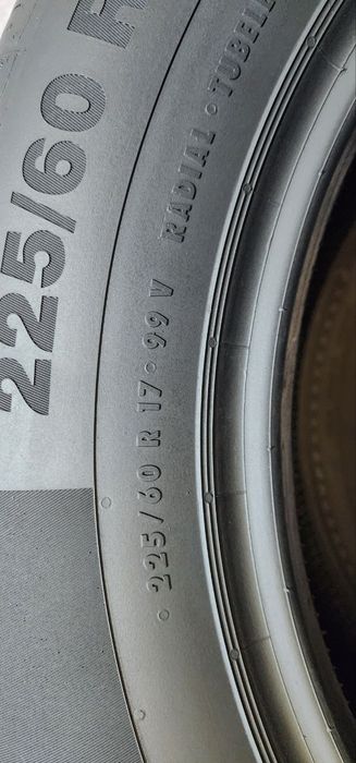 225.60.17 Continental PremiumContact5 4шт