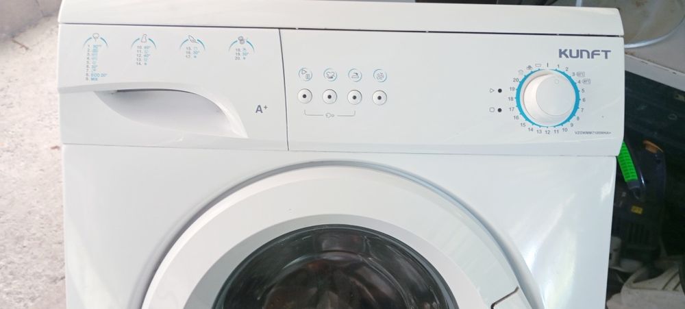 Máquina lavar roupa como nova