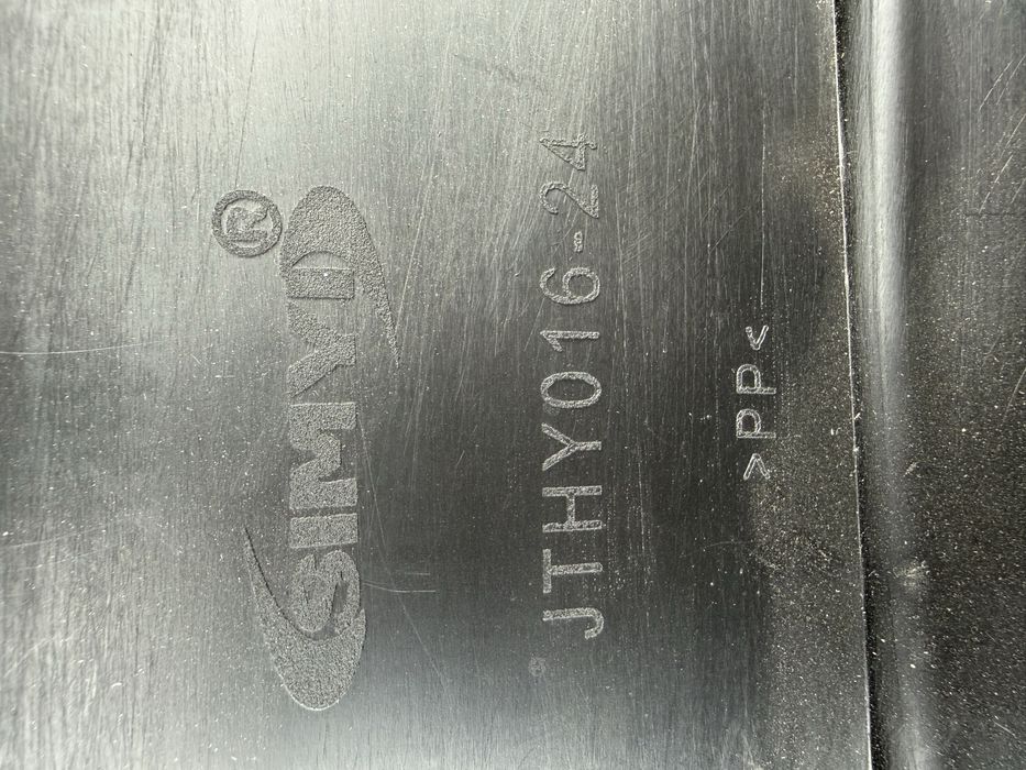 Передний бампер Hyundai Elantra