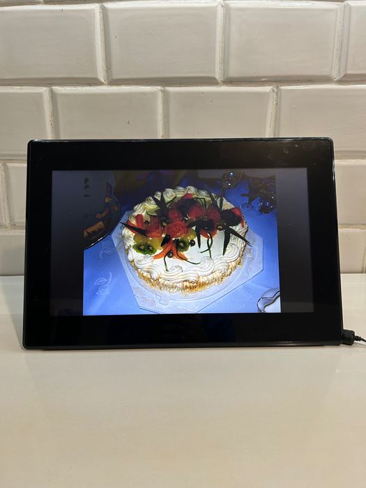 Multimedialna ramka do zdjęć INTENSO 15.6