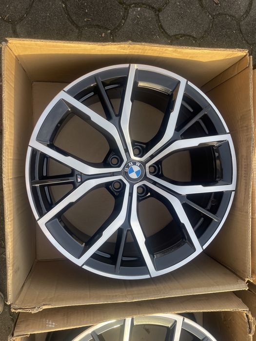 Felgi Bmw 5 M-Pakiet 19 cali g30 Lift styling 845 idealne oryginał
