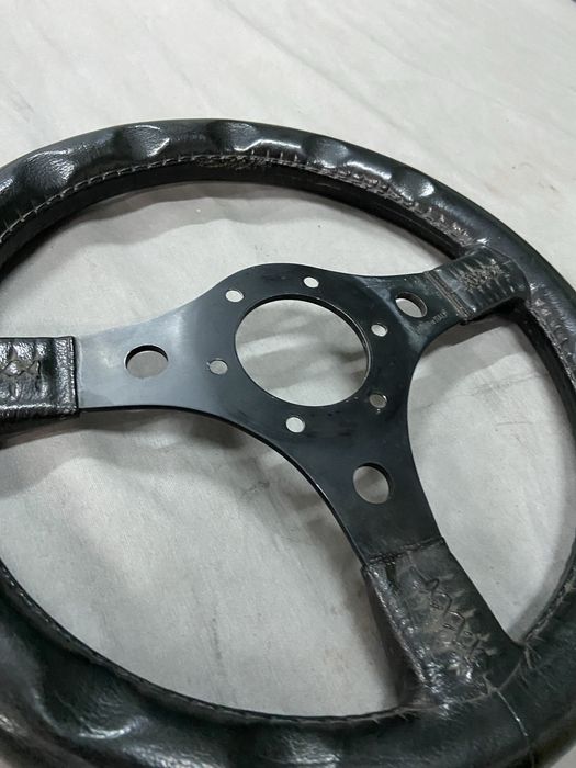 Volante Raid em excelente estado