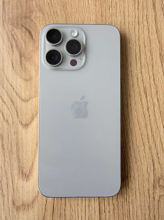 iPhone 15 pro max 256 gb - stan idealny.