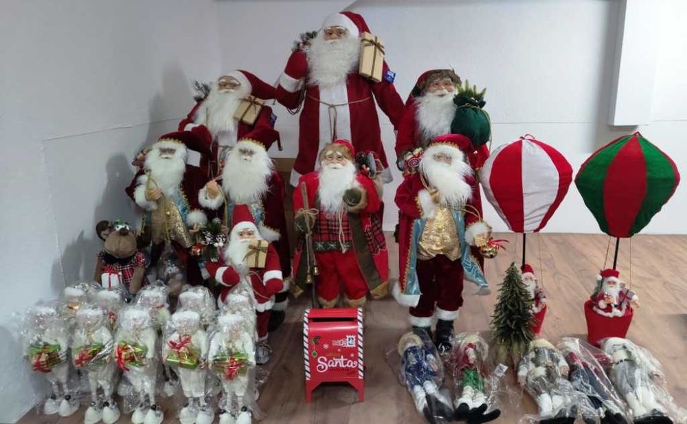 Świąteczne figurki mikołaj dziadek do orzechów renifer łoś elf ozdoby