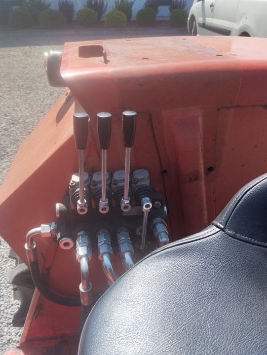 Ciągnik rolniczy Renault R 7231