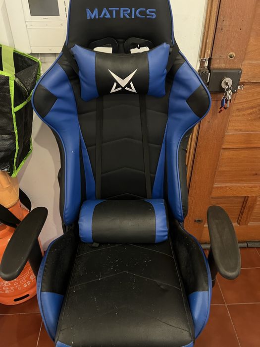 Cadeira GAMER quase nunca usada.