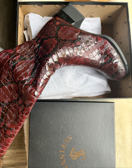 Шкіряні чоботи лак