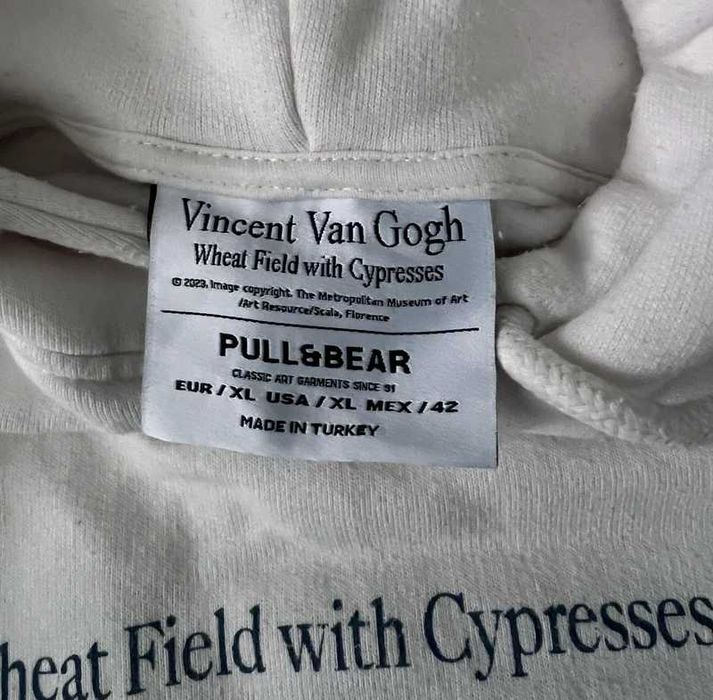 Pull & Bear bluza z kapturem