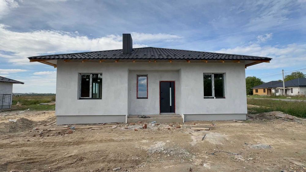 Продам будинок-американку  у с.Прилуцьке.