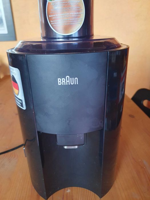 Espremedor e centrifugador compacto de sumos Braun