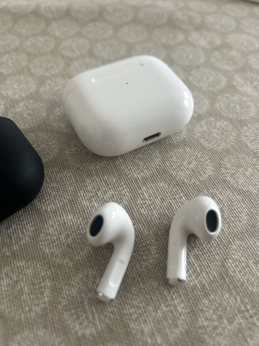 Airpods 3 (3a geração) como novos