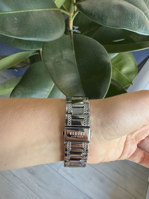 Годинник VERSACE versus оригинал