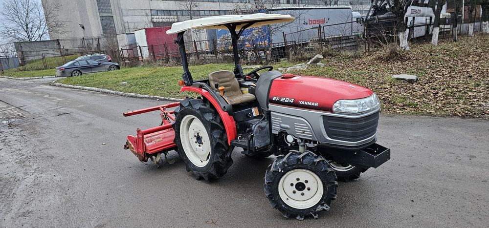 Мінітрактор Трактор Японський Yanmar EF224
