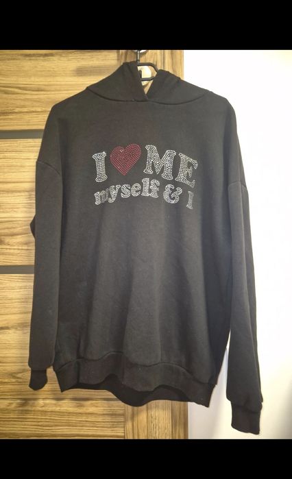 bluza z diamentami