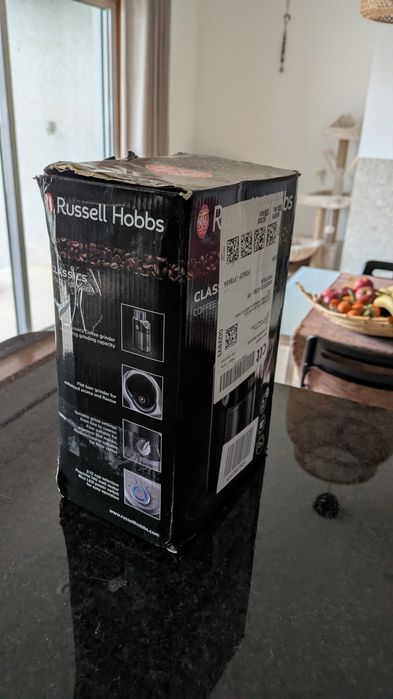 Moinho de Café Russell Hobbs
