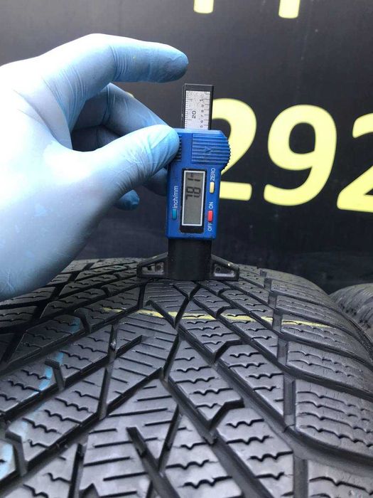 (8957) Зимові шини б/у 225/45 R18 Pirelli Winter 2 Cinturato