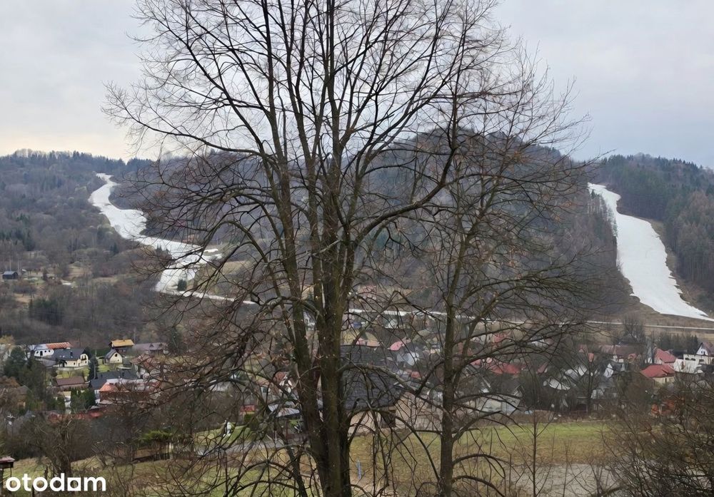 Szczawnica mieszkanie 60m2 3 pok., taras z pięknym widokiem do wejścia