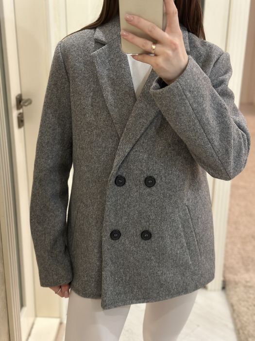 Пальто -піджак тепле