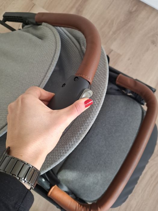 Carrinho de bebe jané rocket ideal para transportar em cabine de avião