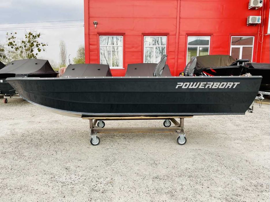 Човен Powerboat 470 TL