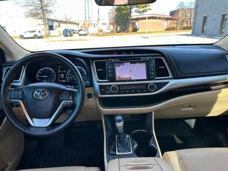 2019 Toyota Highlander XLE