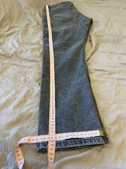 Spodnie Pull Bear z metkami