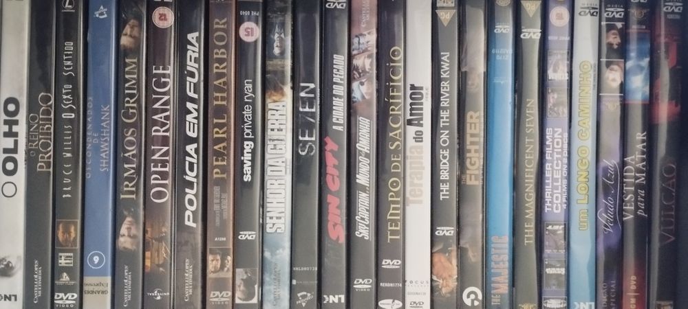 Filmes em DVD com muitos clássicos e raridades