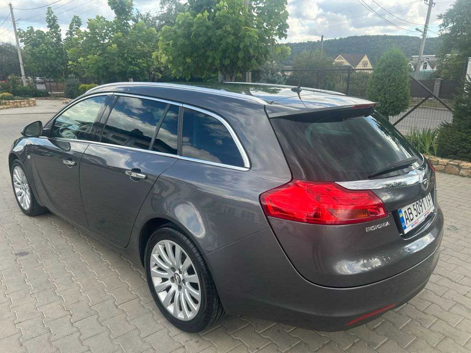 Продам легковий автомобіль