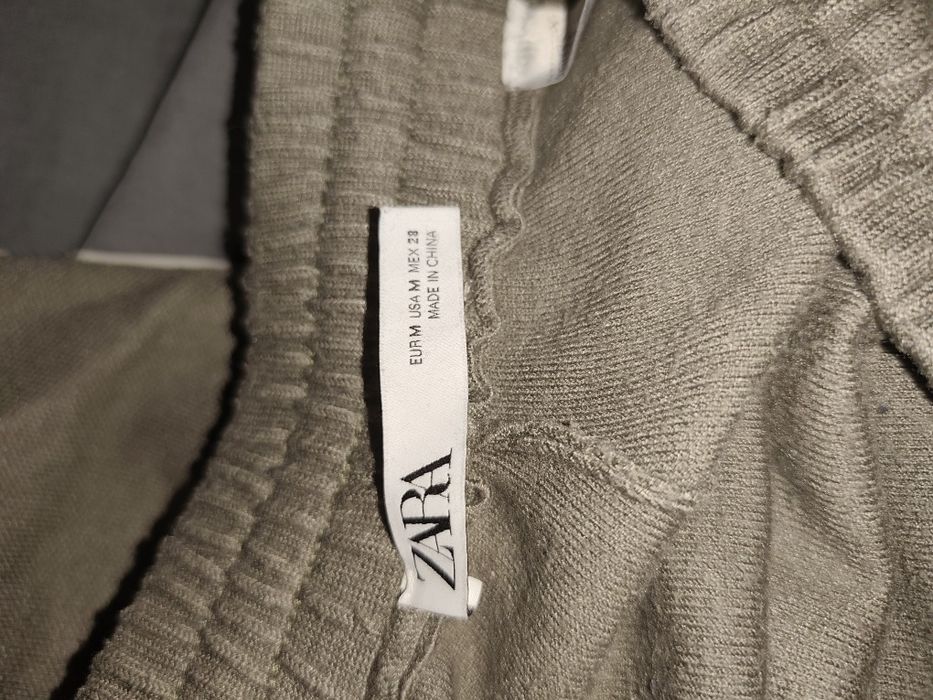 Спортивные штаны Zara р.44