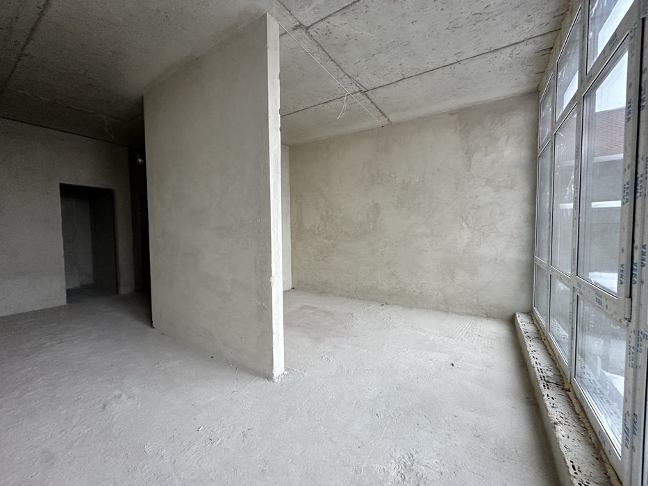 Продаж 1 кім. квартири (апартаменти), вул. Соняшникова, 43800$