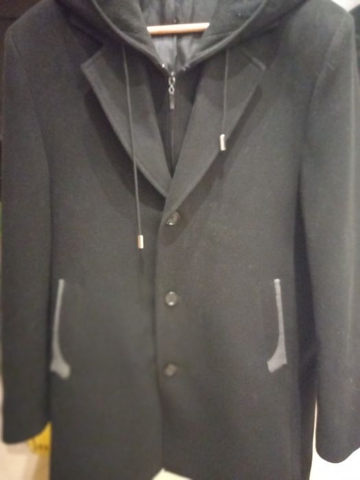 Płaszcz kurtka czarna M-L 182 cm  elegancki młodzieżowy Jak Nowy