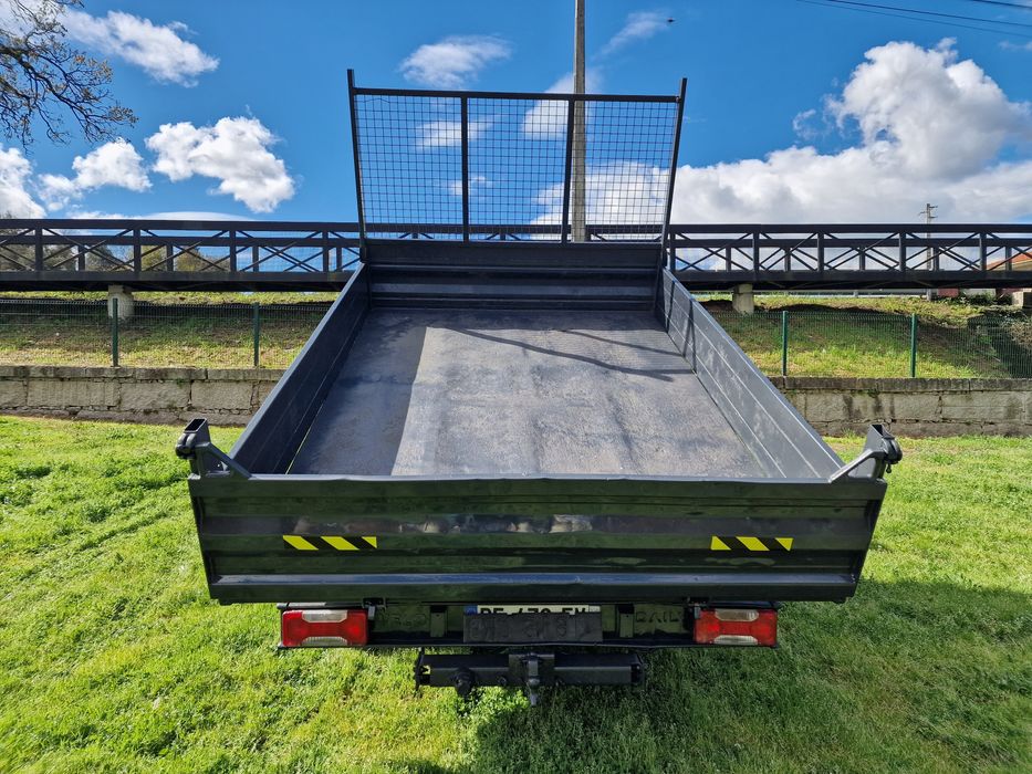 Iveco basculante 3.500 kg