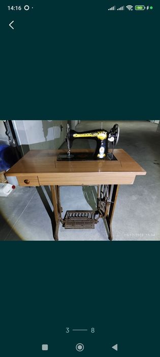 2 Máquinas Singer antigas com 70 anos