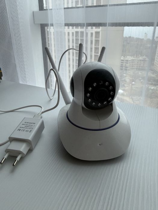 WiFi камера відеоспостереження V380