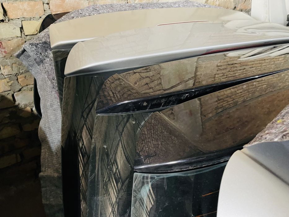 Ляда пассат Б6 кришка багажника Passat b6 задняя дверь Фольцваген