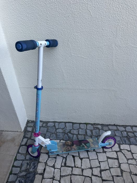 Trotinete elsa criança