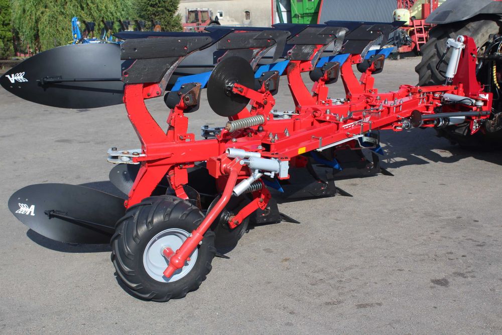 Pług Overum Agrolux 4 skibowy vario obrotowy kuhn kverneland