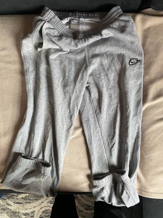 Вінтажні спортивні штаниNike Basic Grey Drill Y2K ACG TECH