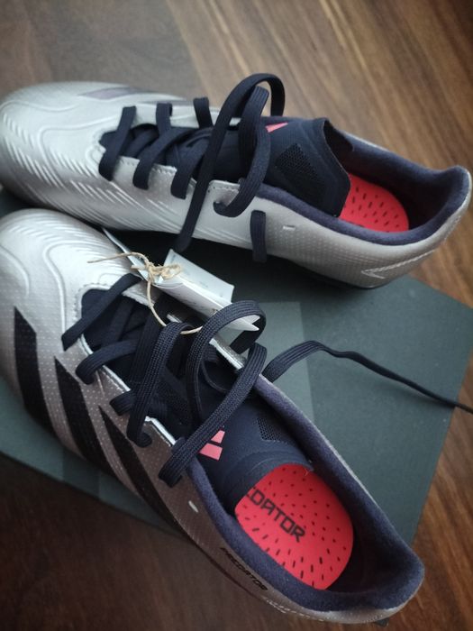 Chuteiras futebol adidas Predator novas