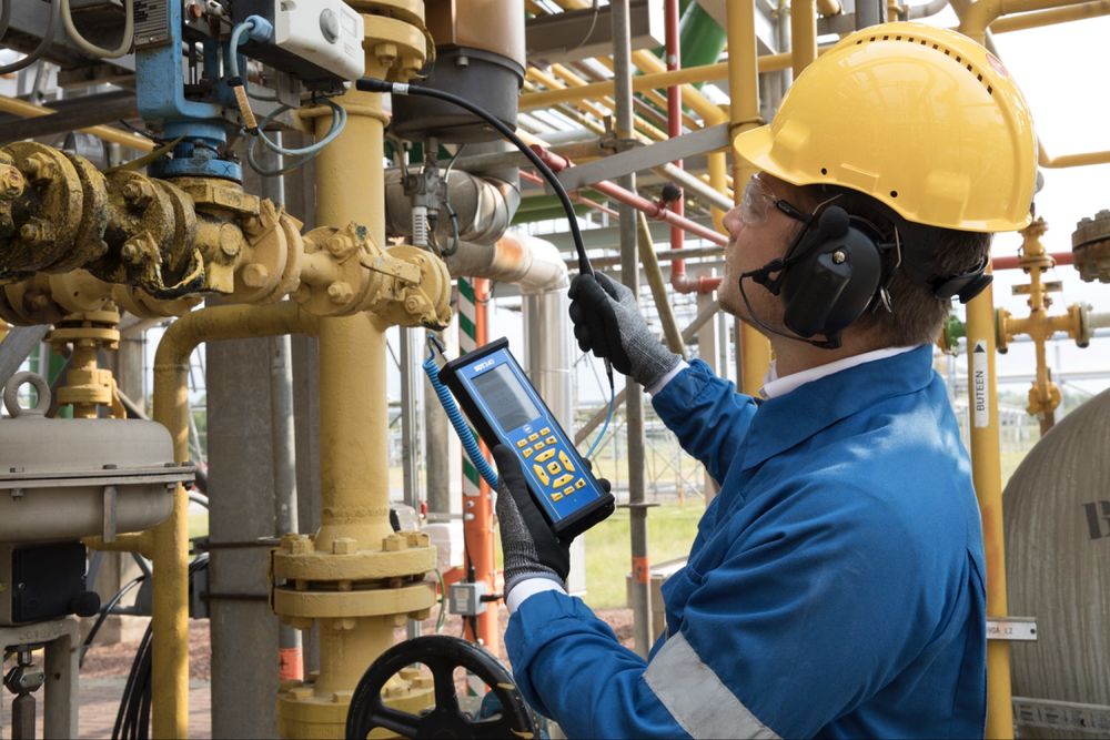 Услуги тепловизора .Поиск утечек тепла ,энергоаудит